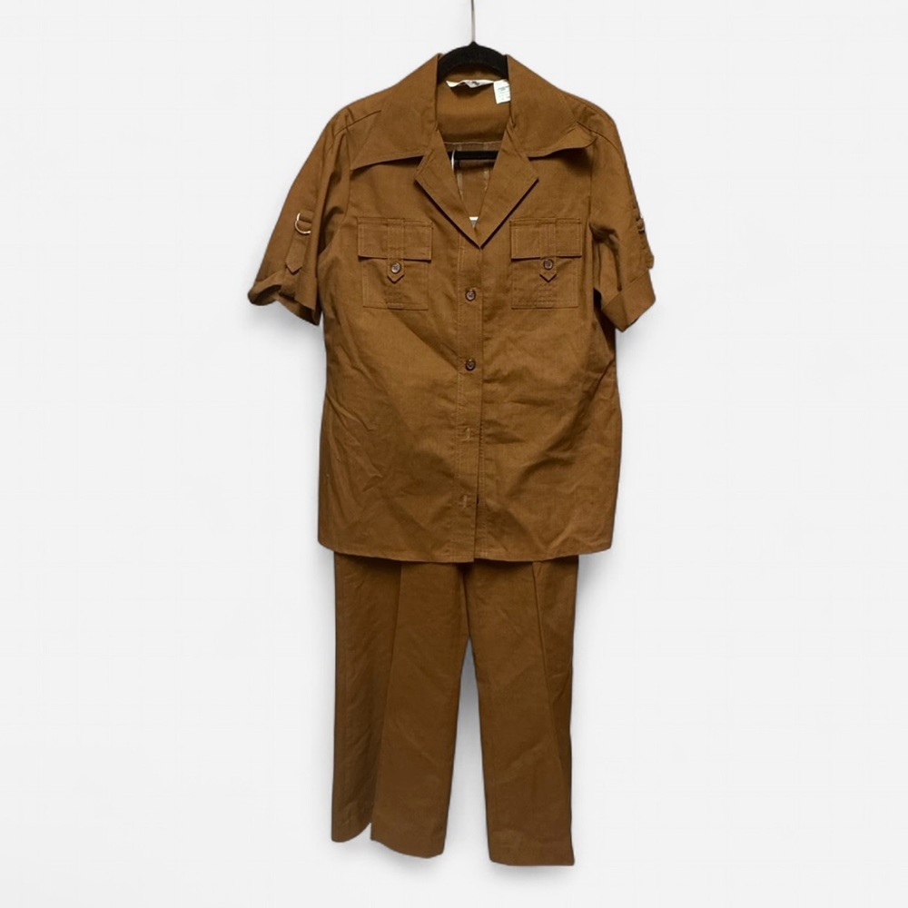 1970’s Vintage Bamberger's Khaki Women’s Safari Suit